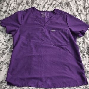 FIGS Purple One Pocket Scrub Top Size Medium